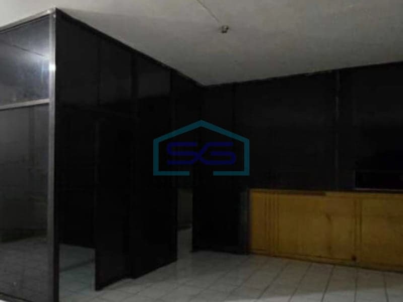 Disewakan Ruang Usaha Luas Bangunan 570 m² Lokasi di Surakarta