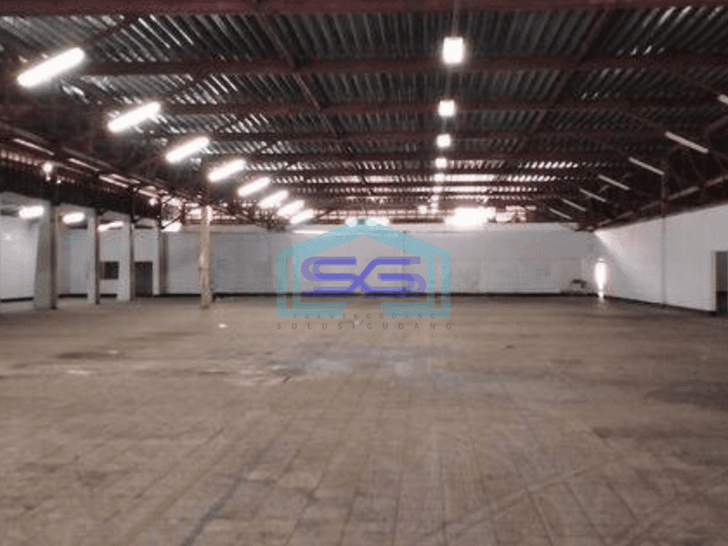Disewa Gudang Bagus LB 1500 m² di Jl Raya Tangerang Kota