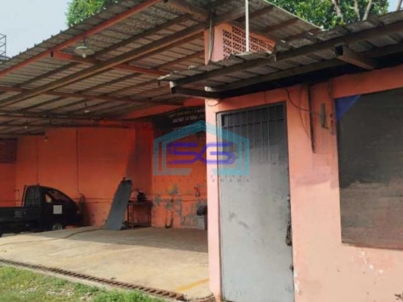 Disewakan Gudang Akses Container 20 Feet Luas Bangunan  800 m² Lokasi Bekasi