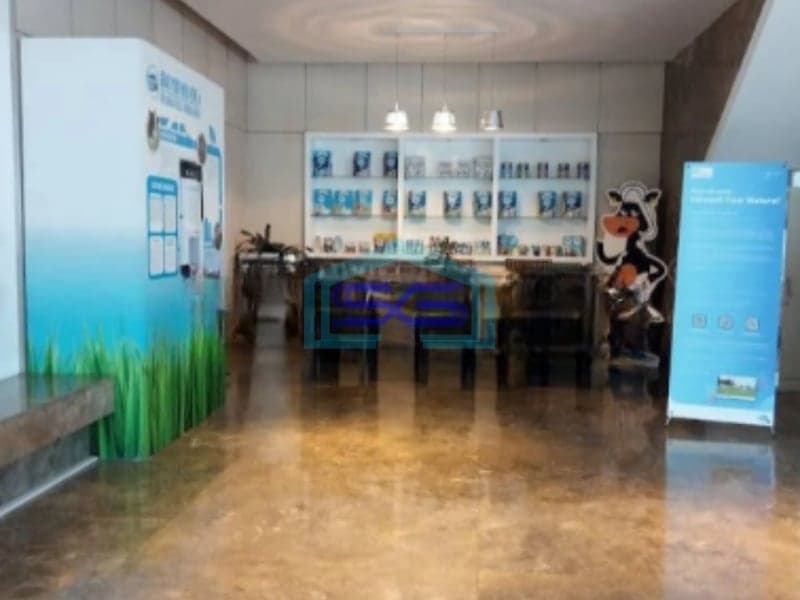 Dijual Pabrik Susu Ex Frisian Flag, Jalan Raya Ciracas, Jakarta Timur Luas Bangunan  14729 m²
