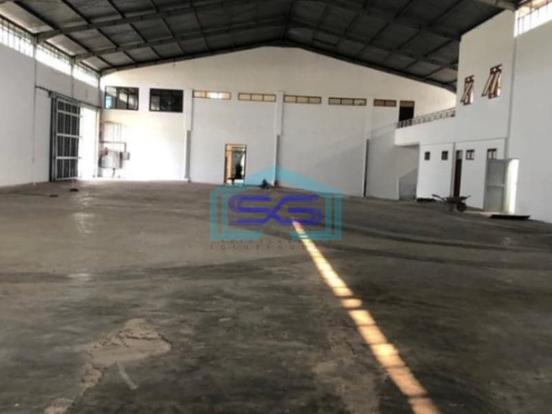 Disewakan Gudang Bagus Tengah Kota Siap Masuk Area Pergudangan di Kopo Bandung LB 1200m2