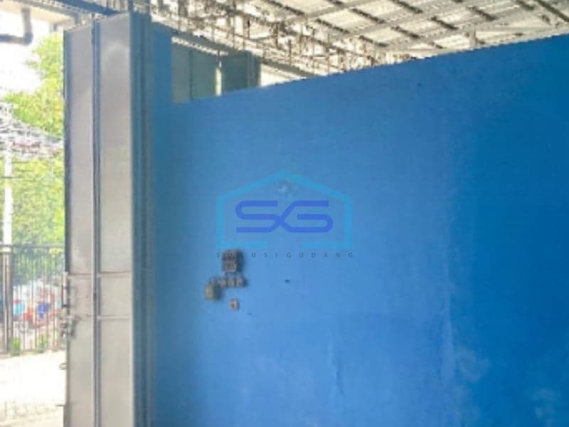 Disewakan Gudang Luas Bangunan 120 m² Lokasi di Jakarta Timur Kondisi Bagus