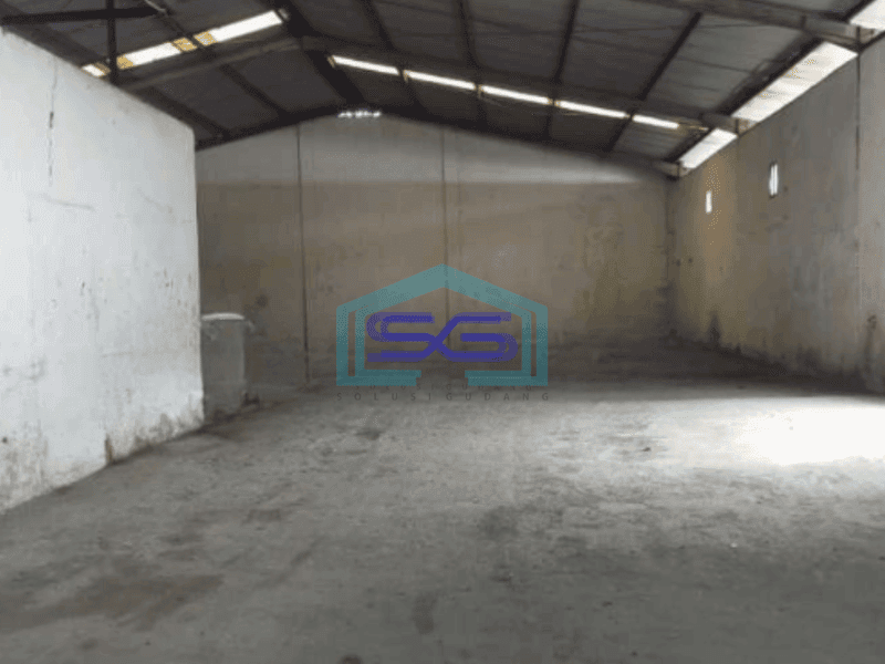 Disewakan Gudang Siap Pakai Sayap Kiara Condong Luas Bangunan 650 m²