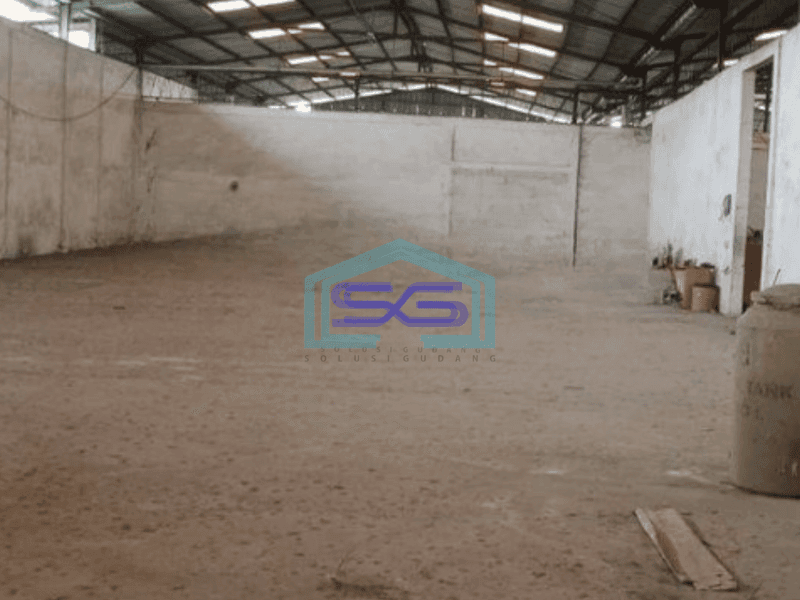 Dijual Gudang Akses Container Luas Bangunan  2016 m² di Curug Tangerang