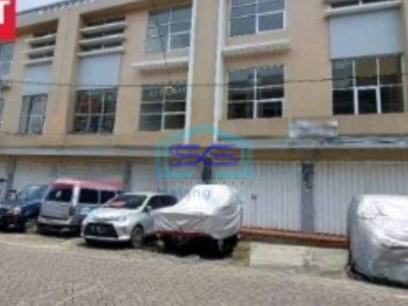 Dijual Ruko Siap Pakai Dan Strategis di Klojen Malang Jawa Timur LB 180m2