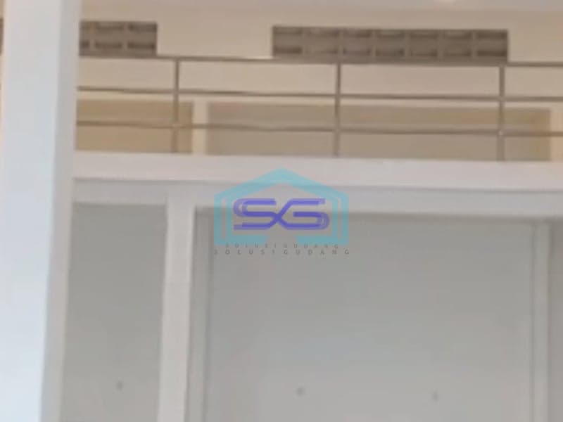 Disewakan Gudang Siap Pakai Luas Tanah  715 m² Lokasi di Kapuk Kamal Jakarta Barat