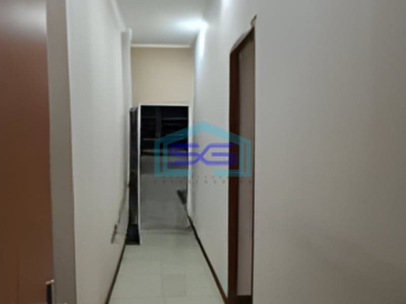 Disewakan Ruko Luas Tanah 153 m² Lokasi Jakarta Barat