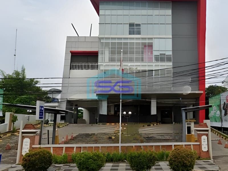 Dijual Ruang Usaha 3 Lantai Lokasi Strategis d Kesambi Cirebon Siap Pakai LT 2547m2
