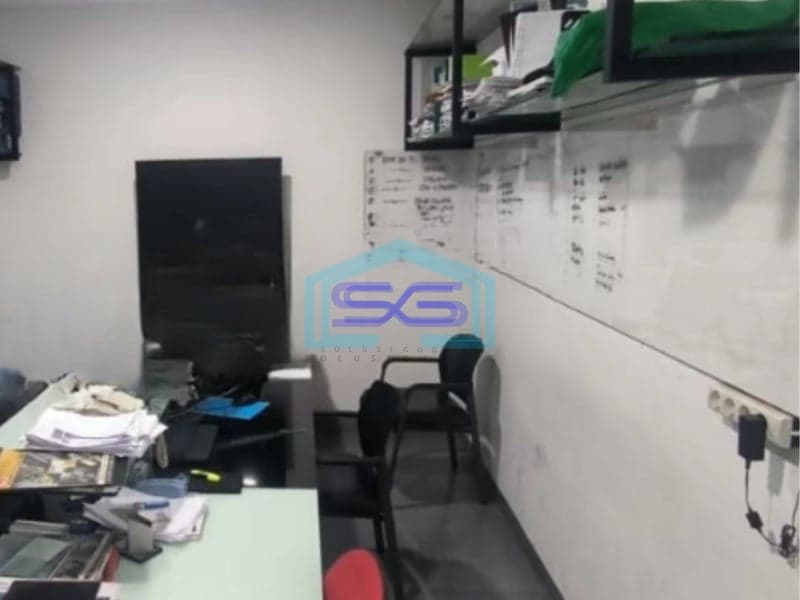 Disewakan Gudang Lokasi Strategis Luas Tanah 800 m² di Tangerang