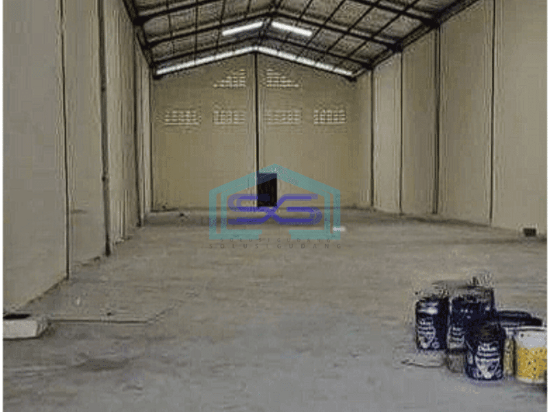 Disewakan gudang bagus 1100m2 di Jl. Raya Salembaran Teluk Naga