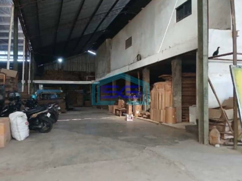 Dijual Gudang Ex Mebel Lokasi Jepara Jawa Tengah Luas Tanah 4000m2