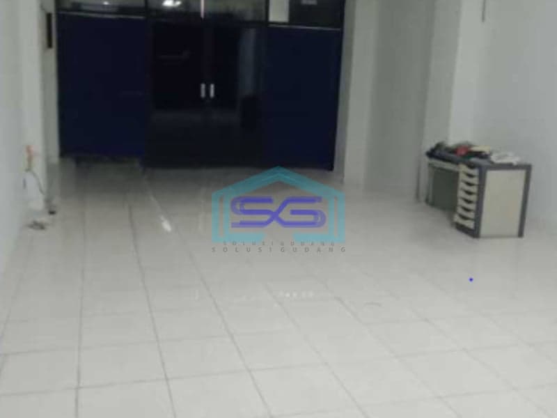 Disewakan Ruko Luas Bangunan 320 m² Lokasi di Cideng Jakarta Pusat