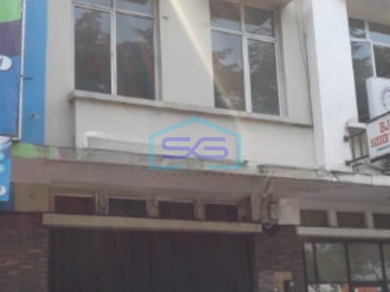For Sale: Spacious 202 m² Commercial Building in BSD Tolbulevard, Tangerang
