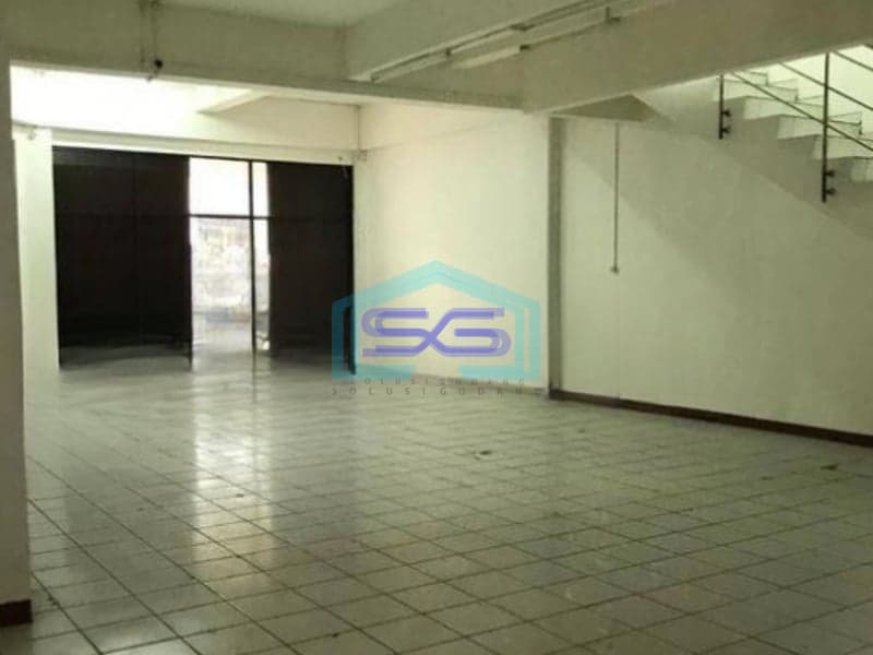 Disewakan Ruang Usaha di Gatot Subroto Bandung Luas Bangunan  360 m²