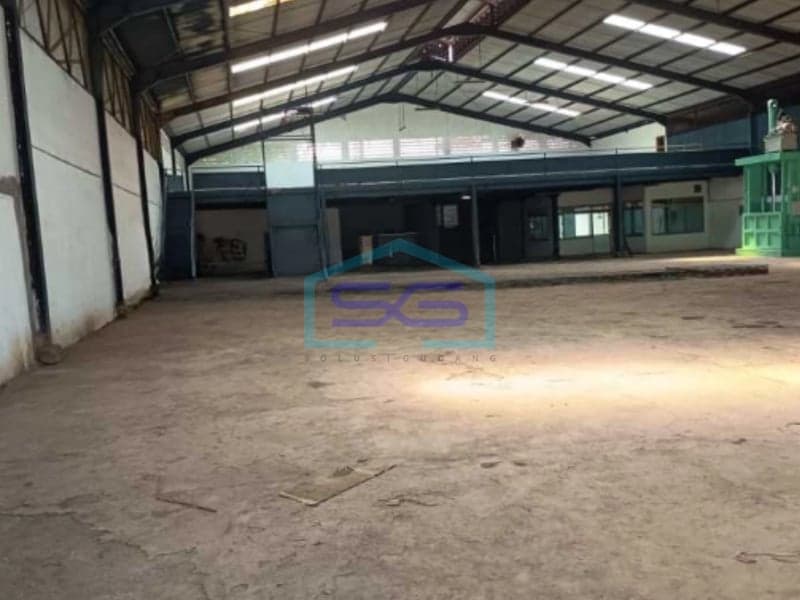 Disewakan Gudang Akses Container 40 Feet di Kalisabi Cibodas Kondisi Bagus