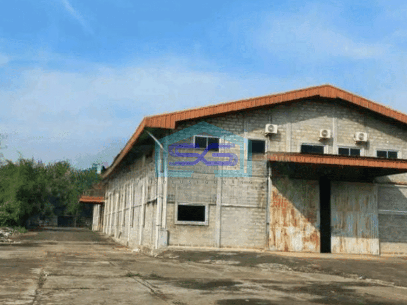 Dijual Gudang Luas Bangunan 3000 m² Lokasi Bebas Banjir di Legok Tangerang