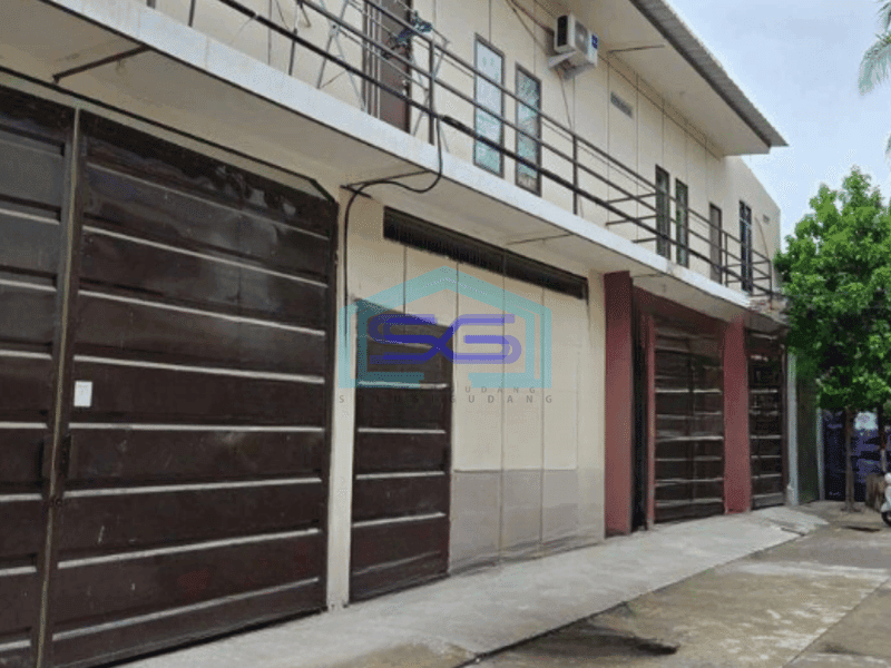 Dijual Gudang Luas Bangunan 200 m² Lokasi Strategis di Teluk Naga Tangerang