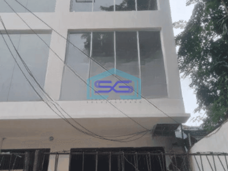 Disewakan Ruko Luas Bangunan 204 m² Lokasi Strategis 3 Lantai di Cempaka Putih Jakarta Pusat