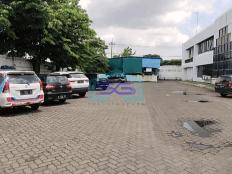 Dijual Gedung Kantor dan Gudang ex Pabrik di jln Raya Kletek Sidoarjo LT 10350m2