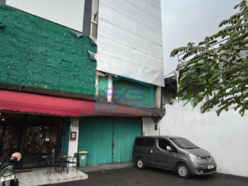 Ready Business Shophouse for Sale in Pejaten Timur, South Jakarta LB 289 sqm
