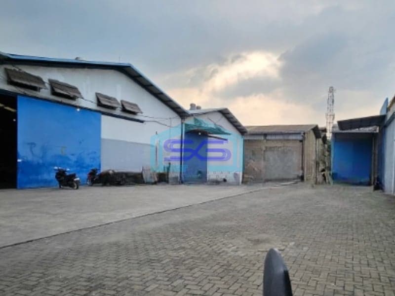 Disewakan Gudang Luas Bangunan  1000 m²  Lokasi Tangerang