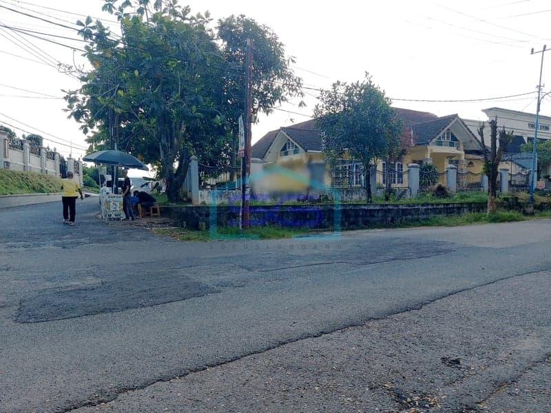 Commercial Land for Sale with Bonus Building in Palembang City, South Sumatra Land Area 635 m2