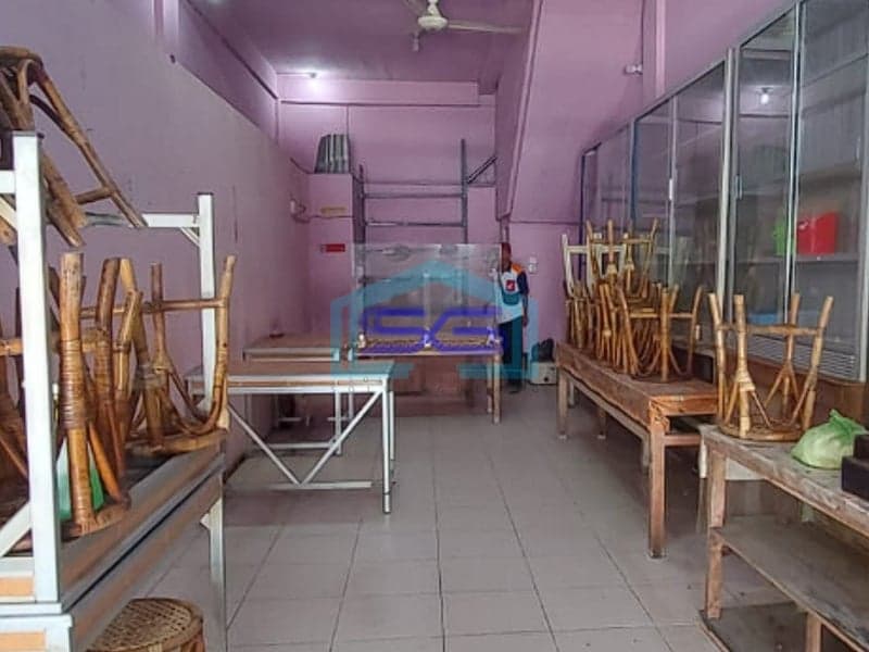 Disewakan Ruko 3 Lantai di Jalan Letnan Jaimas, Pasar Cinde, Palembang LB 152m2