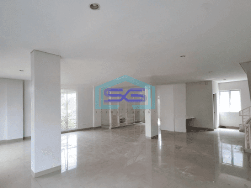 Disewakan Ruko 3 Lantai Luas Bangunan 324 m² di Gading Serpong Tangerang