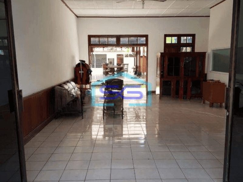 Disewakan Gedung Murah Parkir Luas Cocok Utk Gudang di Umbulharjo Jogja