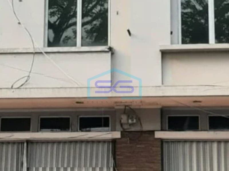 Disewakan Ruko Gandeng Luas Bangunan 225 m² di Tol Bulevard BSD Tangerang