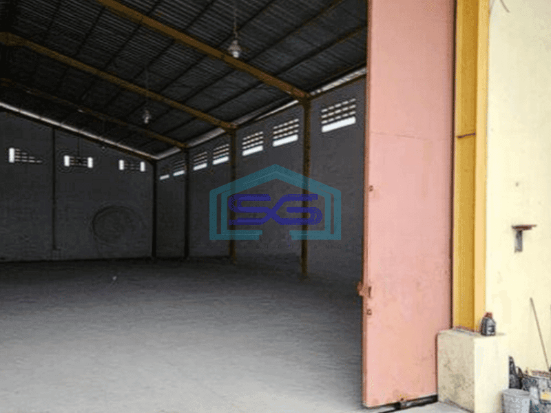 Disewakan gudang bagus 600m2 di Cipondoh