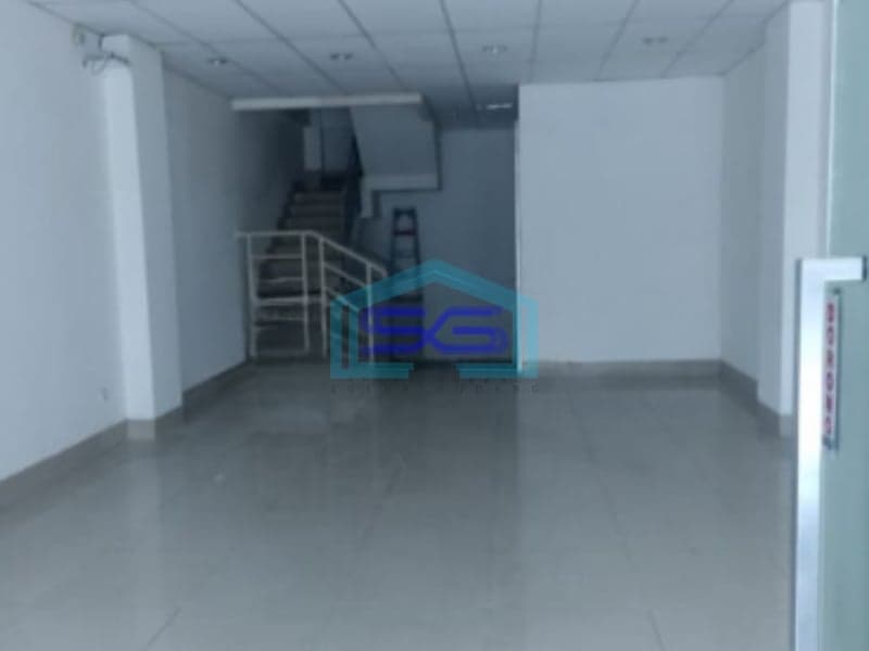 Dijual Ruko Bisnis di Kebon Jeruk Jakarta Barat Luas Bangunan 300m2