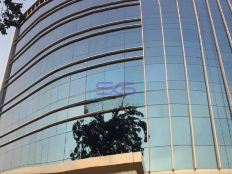 雅加达南部西玛图邦收费站入口附近办公室出售，建筑面积8800平方米