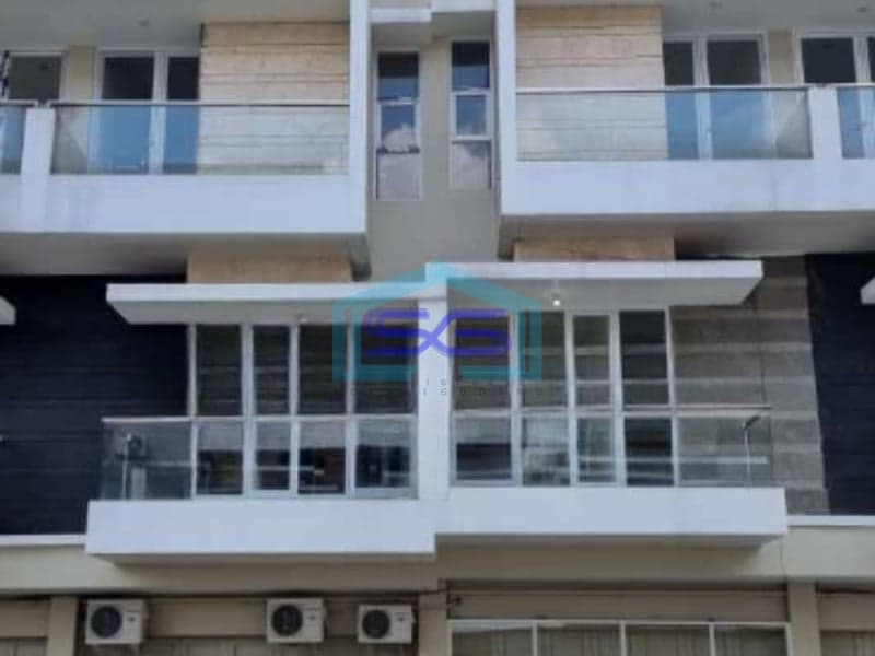 Dijual Ruko 3 Lantai Siap Pakai DI Mainroad Setra Sari Bandung Luas Bangunan 150 m²