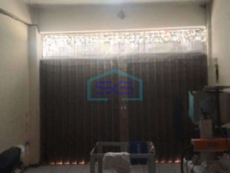 For Sale: Commercial Building 176 m² Floor Area, Freehold Certificate, West Jakarta Location