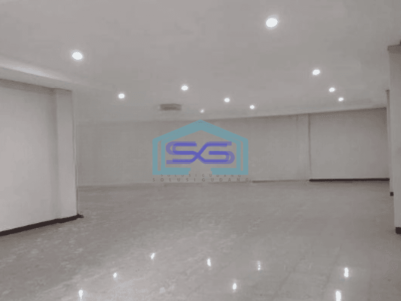 Disewakan Ruko 2 Lantai Luas Tanah 300 m² di Otista Bandung