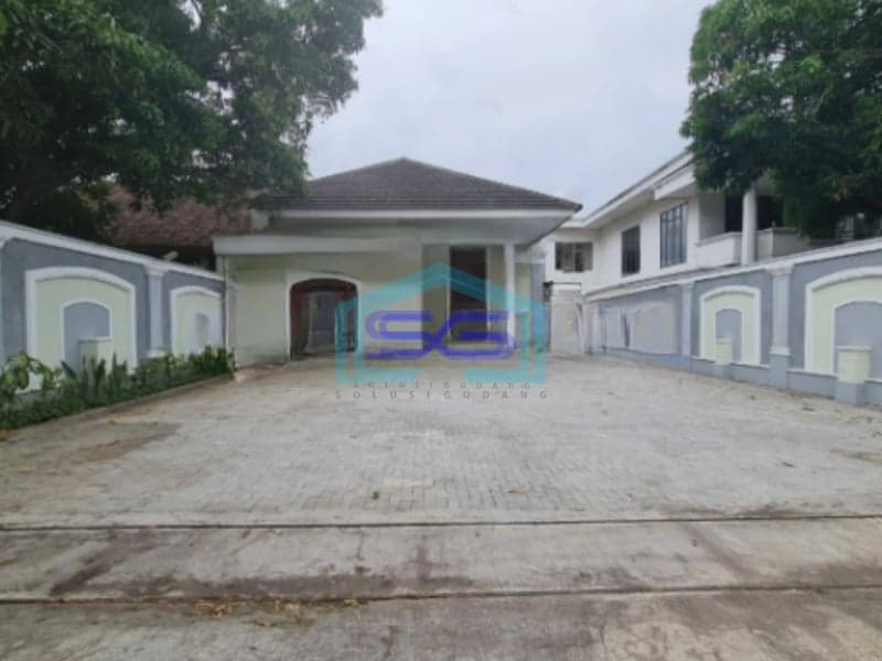 Disewakan Ruang Usaha Elite Kartasura Solo Luas Bangunan 725m2