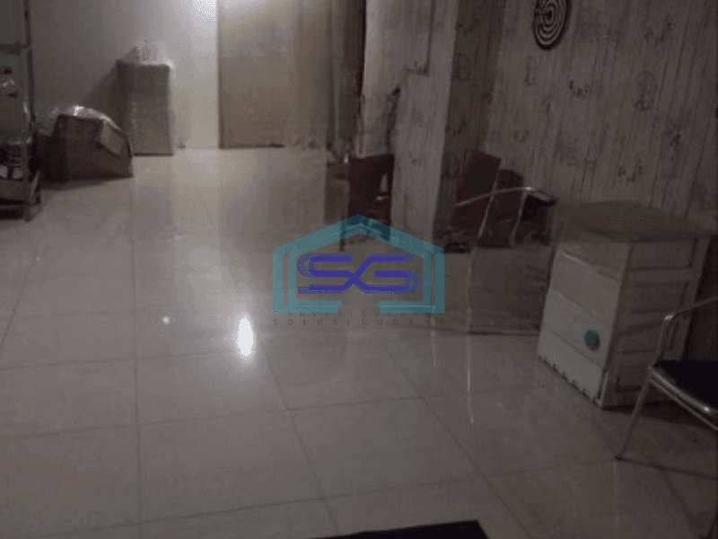 Disewakan Ruko Luas Tanah 240 m² di Jalan Raya Fatmawati Jakarta Selatan