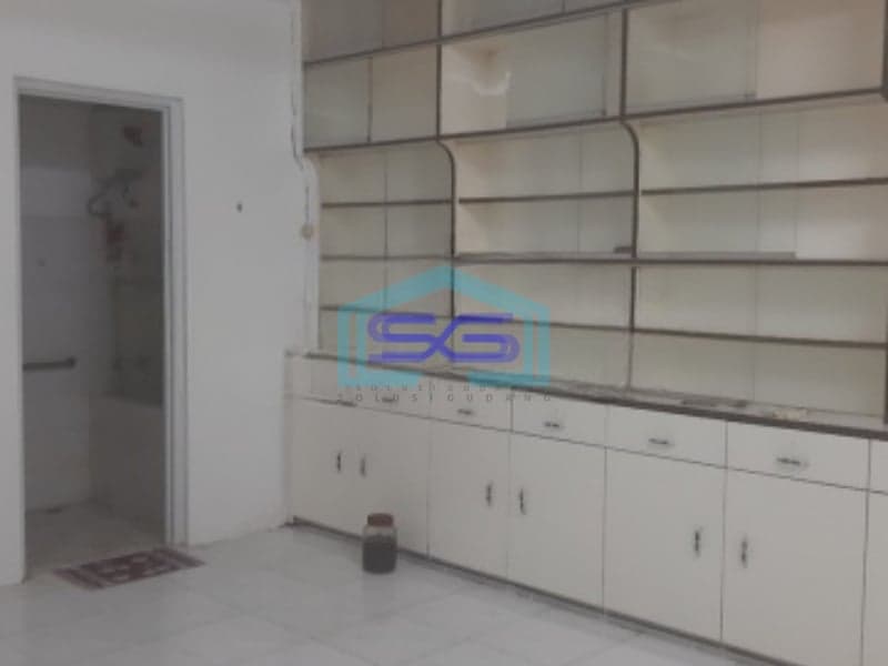 Disewakan Ruko 2 Lantai Luas Tanah  125 m² Lokasi di Muara Karang Jakarta Utara