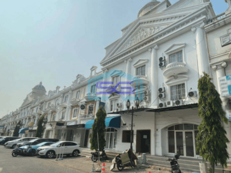 Ruko Strategis di Komplek Bukit Golf Meditarania, PIK Jakarta Utara Luas Tanah 75 m²