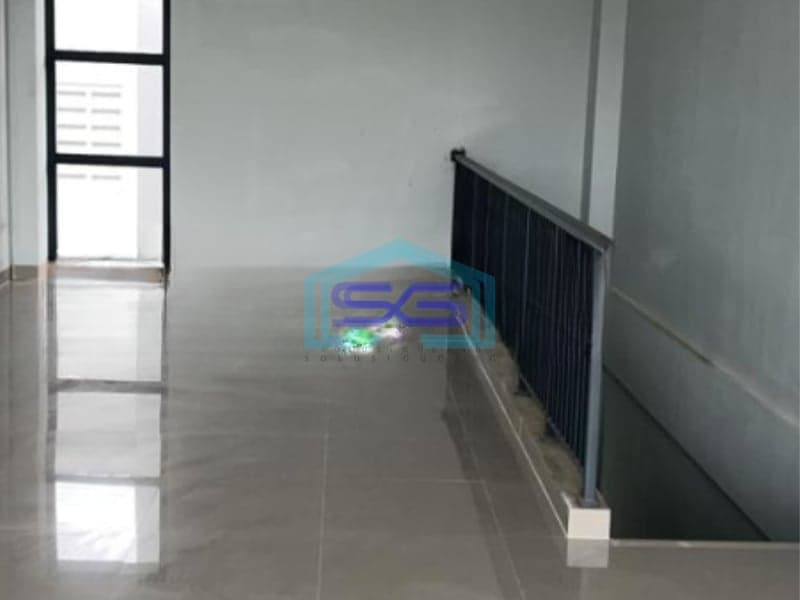 Disewakan Ruko Luas Bangunan 100 m² Lokasi di Jakarta Barat