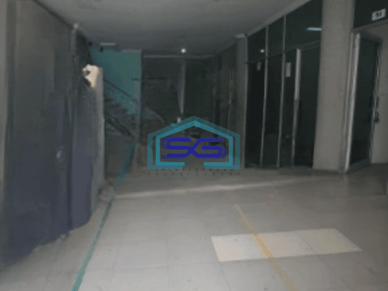 Disewakan Ruko Luas Bangunan  1000 m² di Pluit Jakarta Utara
