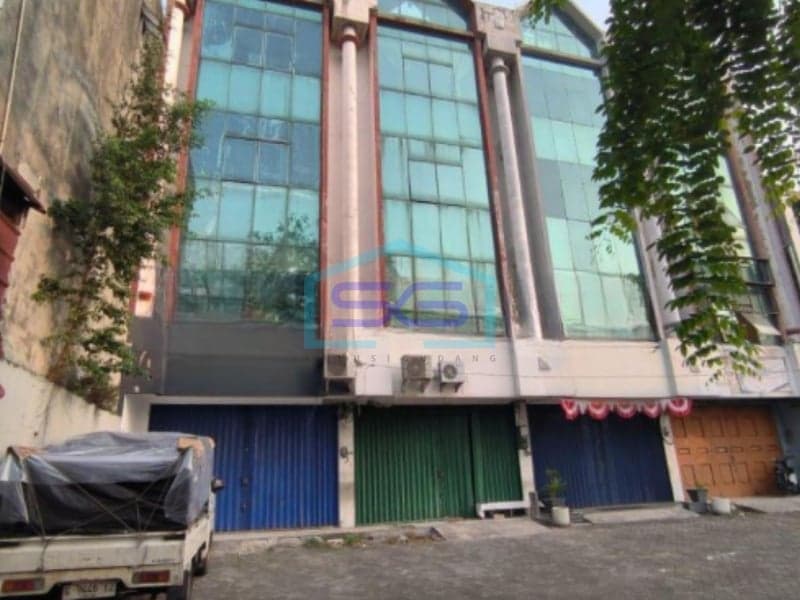 For Rent Shop House on Jalan Abdullah Syafei Kampung Melayu, East Jakarta 300 sqm BUA