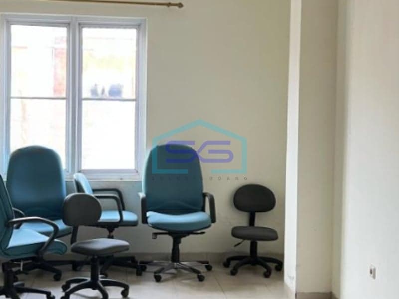 Dijual Cepat Ruko Luas Bangunan  203 m² Lokasi di Gading Serpong Tangerang