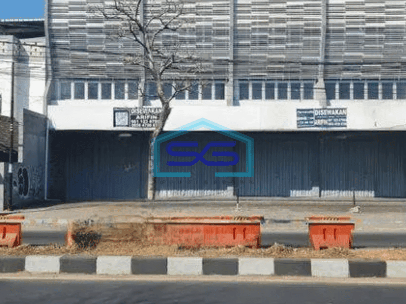Disewa Ruko strategis di pinggir jalan raya palur
