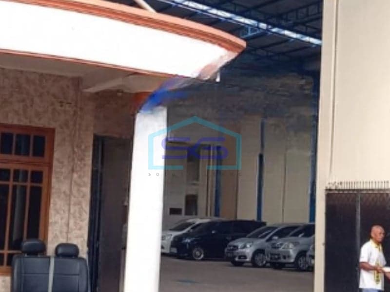 Disewakan Ruang Usaha Bebas Banjir Luas Bangunan 650 m² Lokasi di Bekasi