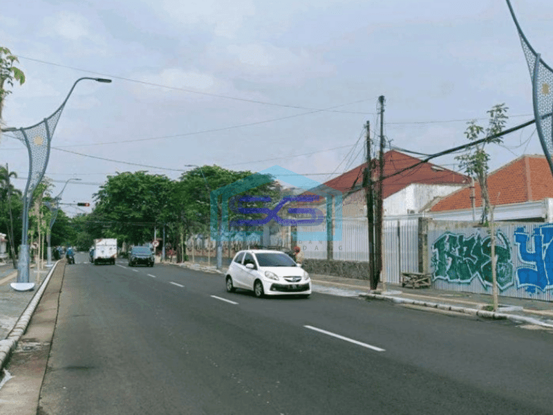 Disewakan Ruko Strategis Raya Kartini Surabaya Pusat LT 225m2