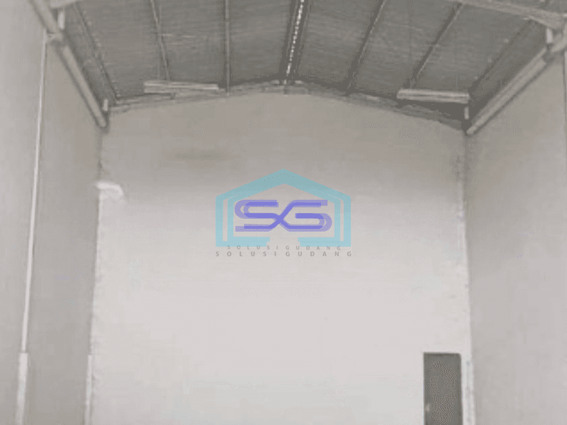 Dijual Gudang di Karawang Barat Harga Nego Luas Tanah 302 m² Dekat Pintu Tol Karawang
