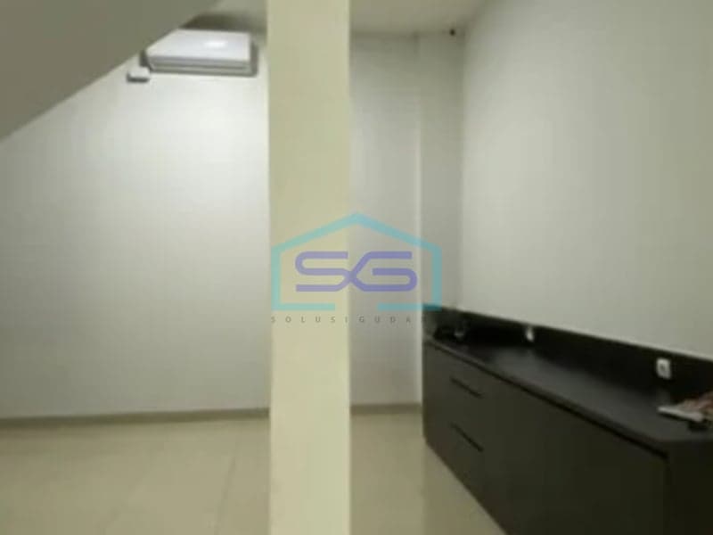 出租浮罗区木阿卡朗联排店屋，雅加达北部，建筑面积505平方米