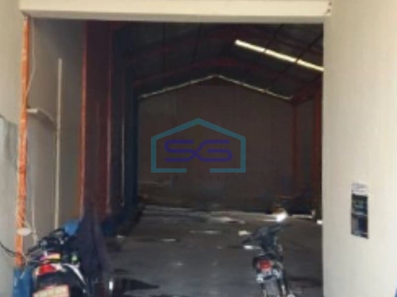 Warehouse for Sale, Building Area 840 m², Located in Tangerang City